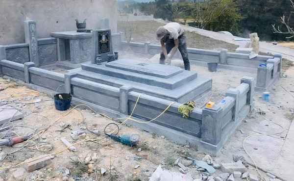 Quá trình thi công lăng mộ xi măng giả đá 