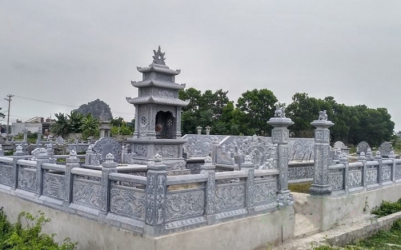Mẫu lăng mộ đá xanh đen tiêu biểu của xưởng đá Hoàng Đông