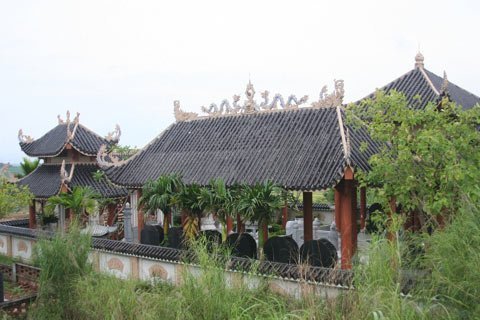Khu lăng mộ bề thế bậc nhất Việt Nam tại Hà Nội 